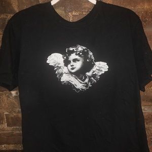 UO CHERUB T-SHIRT